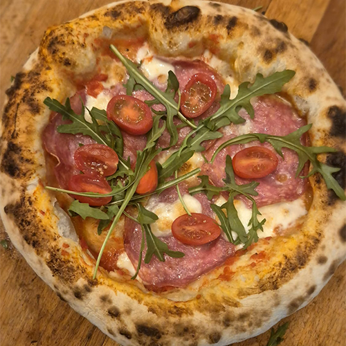 Foto pizza salami